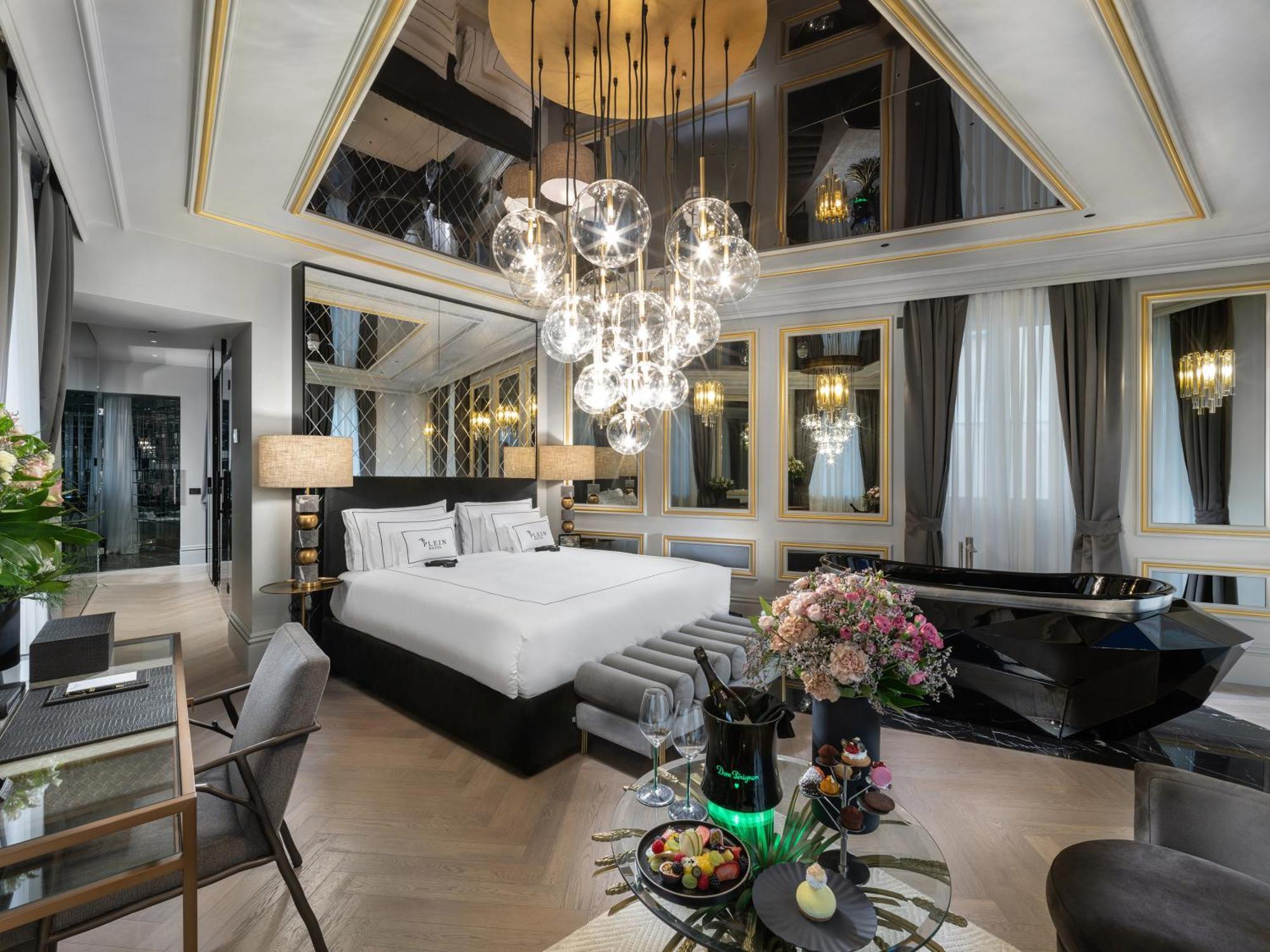 The Plein Hotel - Small Luxury Hotels Of The World Милано Екстериор снимка