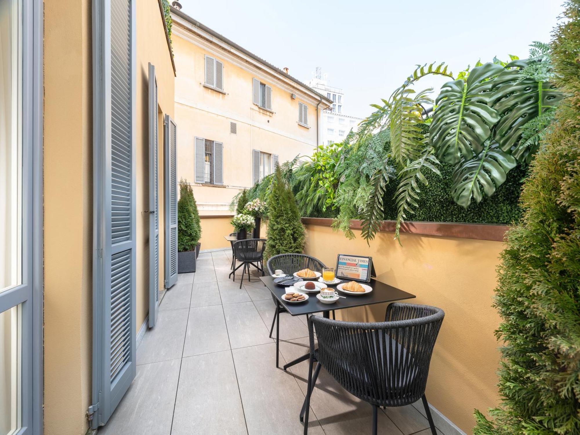 The Plein Hotel - Small Luxury Hotels Of The World Милано Екстериор снимка